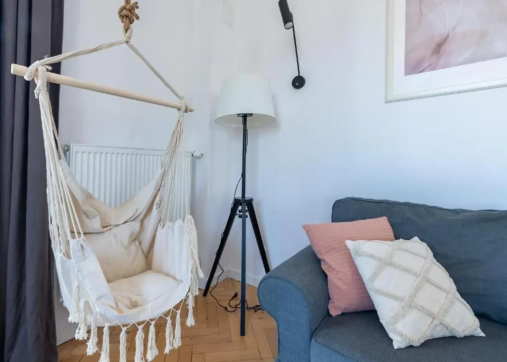 Wilcza 55: Central Private Apartment with Separate Bedroom Warsaw 0*,